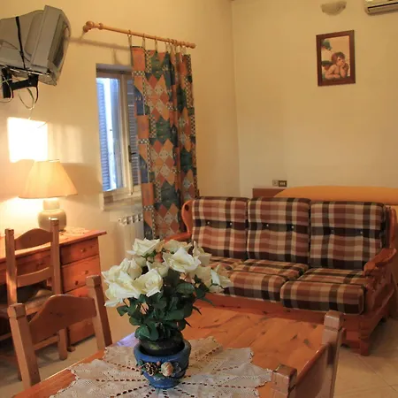 Patrizia Hotel apartamentowy Rzym